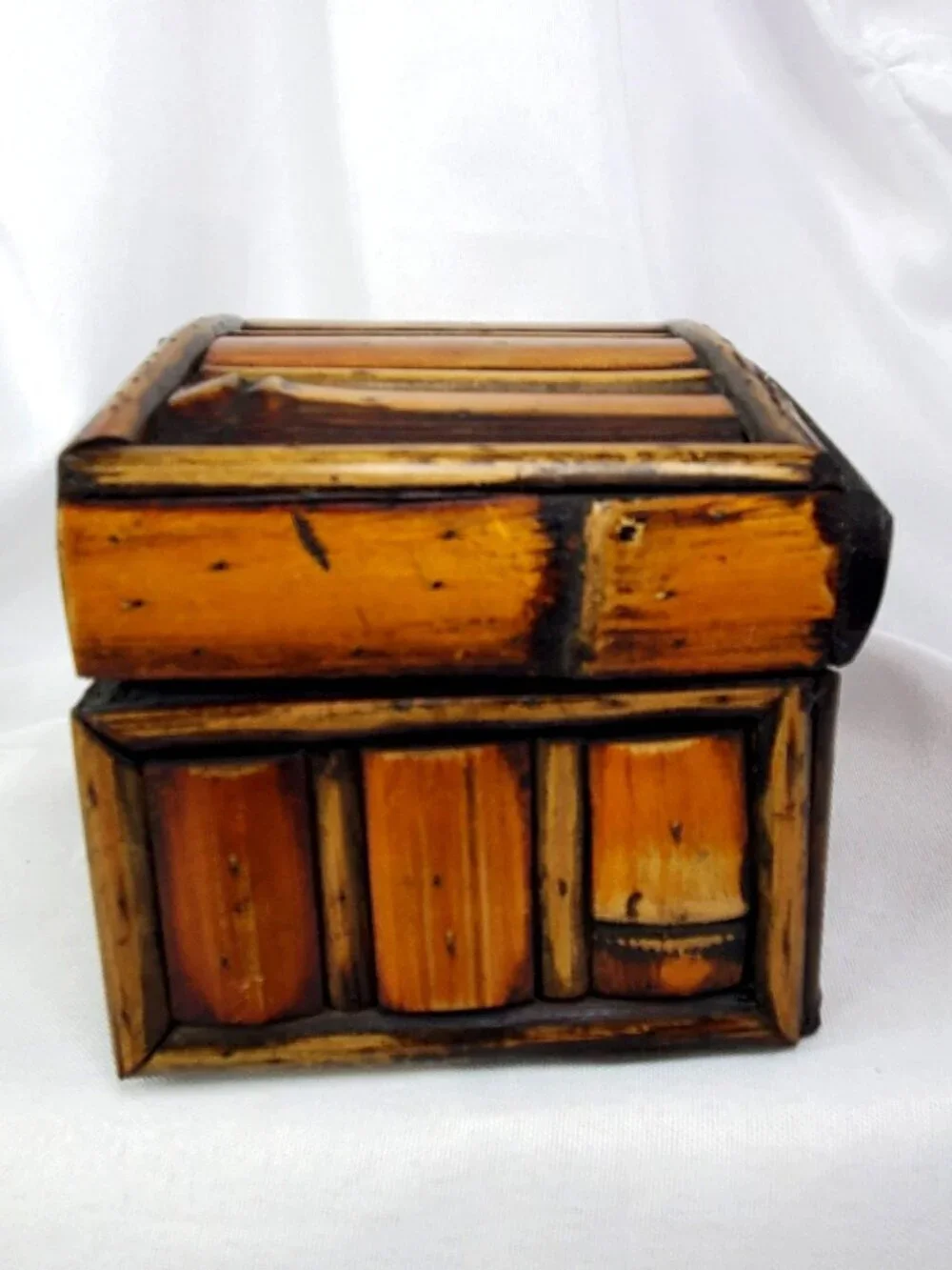 VTG Split Bamboo & Wood Jewelry Trinket Box Treasure Chest Hinged Lid Clasp